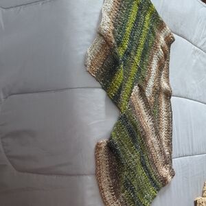 Elegant Multicolor Knit Scarf